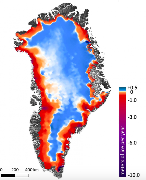 Peta ini menunjukkan jumlah es yang diperoleh atau hilang di Greenland antara 2003-2019. Merah dan ungu menunjukkan tingkat kehilangan es yang besar dekat pantai. Sedangkan biru menunjukkan tingkat peroleh es (foto: Science)