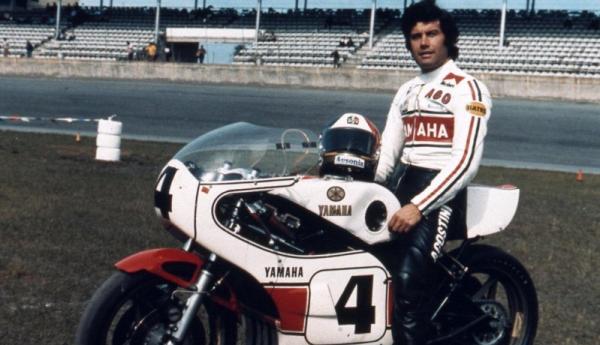 Giacomo Agostini pernah berjaya dengan motor MV Agusta (Foto: Twitter)