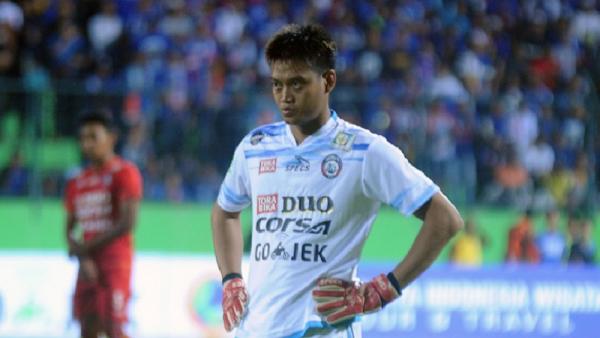 Kurnia Meiga Kurnia Meiga saat masih memperkuat Arema FC (foto: Arema)