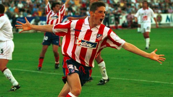 Fernando Torres Fernando Torres memulai karier porfesionalnya bersama Atletico Madrid pada 27 Mei 2001. (Foto: AS)