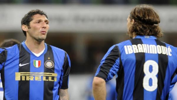 Materazzi Ibrahimovic Marco Materazzi dan Zlatan Ibrahimovic saat masih membela Inter Milan