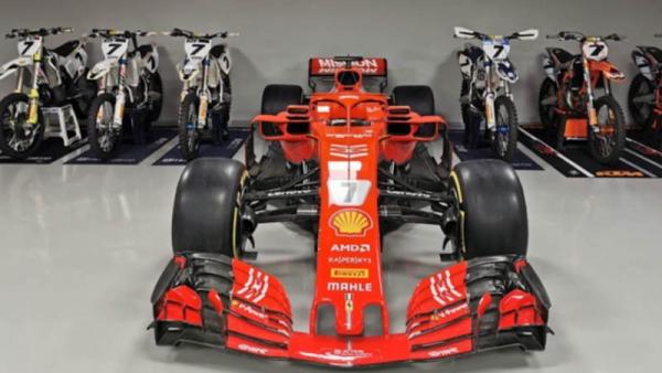 Mobil Ferrari itu disimpan di garasi Raikkonen bersama koleksi Motokros miliknya. (Foto: motorsportweek)