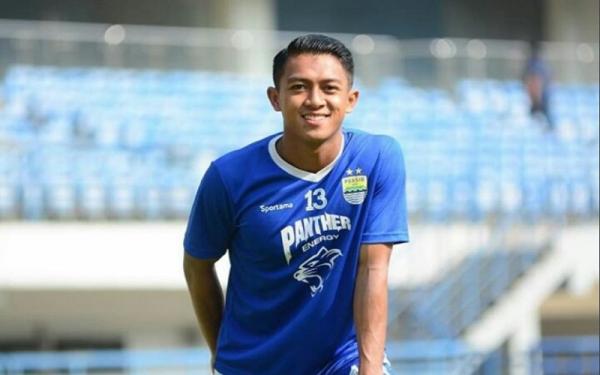 Winger Persib Bandung, Febri Hariyadi, tengah dikaitkan dengan klub Liga Thailand, Muangthong United (foto: Twitter)