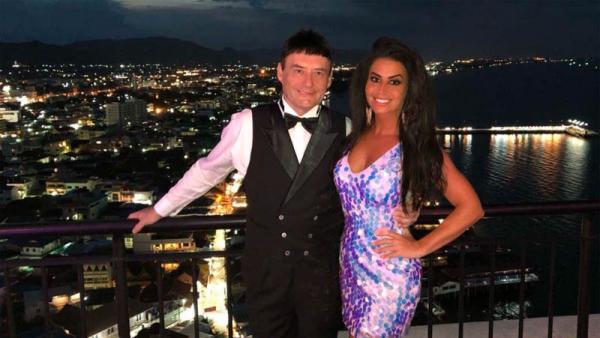 Jimmy White dan Jade Slusarczyk Jimmy White dan Jade Slusarczyk (Foto: The Sun)