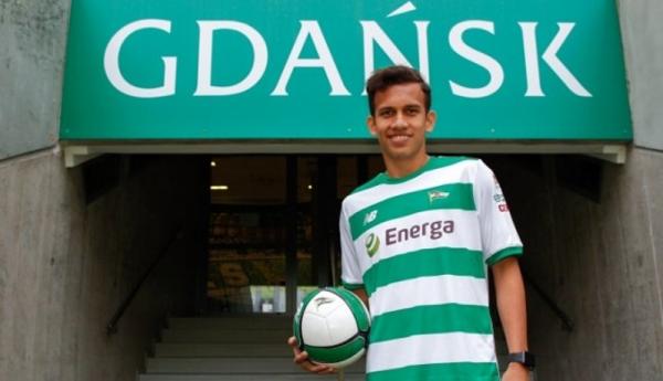 Egy Maulana Vikri bergabung dengan klub Polandia, Lechia Gdansk (Foto: Dok Lechia Gdansk)