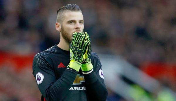 Kiper Manchester United, David De Gea (Foto: Daily Mail)