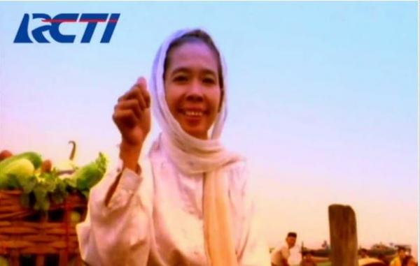 Sosok legendaris iklan RCTI, Hj Noor Parida (Foto Ist).