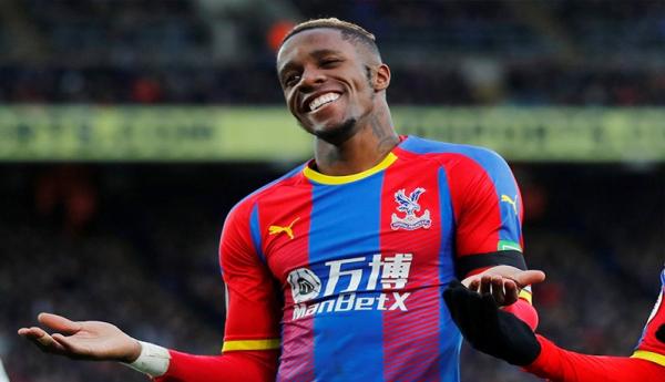 Striker Crystal Palace, Wilfried Zaha (Foto: The Sun)