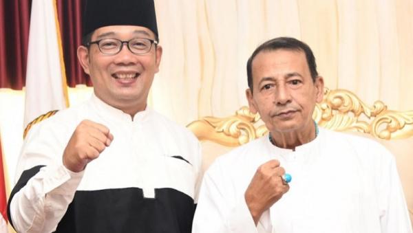 Gubernur Jabar Ridwan Kamil dan Ulama Maulana Al Habib Muhammad Luthfi bin Ali bin Yahya atau Habib Luthfi saat bertemu di Pekalongan, Jateng. (Foto:Instagram Ridwan Kamil)
