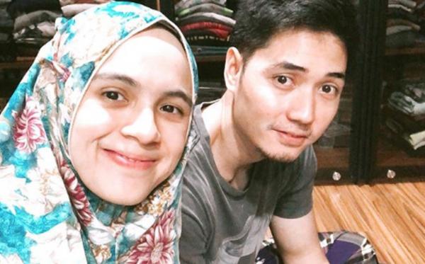 Nycta Gina dikenal cerdas, dia merupakan lulusan Fakultas Kedokteran.