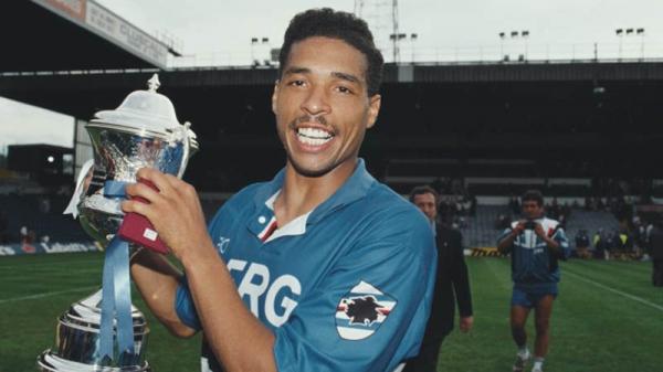 Des Walker Des Walker. (Foto: The Sun)
