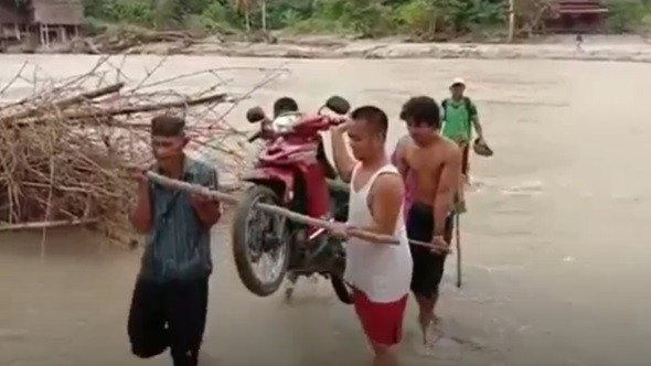 26 Warga Gotong Motor