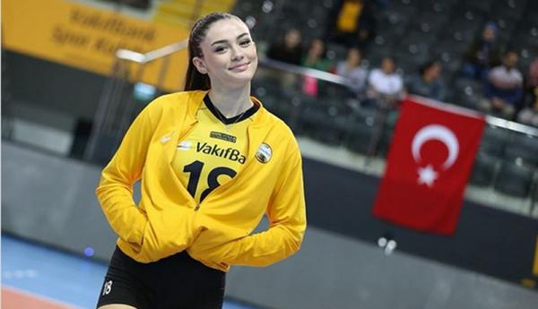 Pevoli asal Turki, Zehra Gunes (Foto: Instagram @zehragns18)