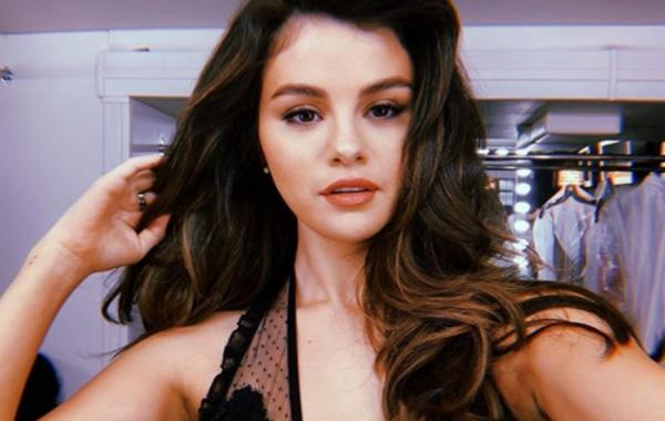 Selena Gomez2 Artis endorse dengan bayaran termahal. (Foto: Instagram)