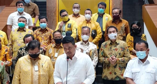 Bobby Nasution menerima dukungan di Partai Golkar, Selasa (18/8/2020) (Foto: iNews/Felldy)