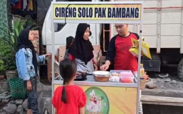 Viral Anak Pedagang Cireng Bergelar Master Wakili Indonesia di Konferensi Internasional