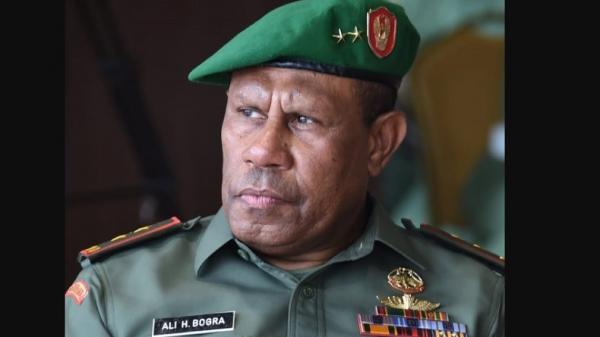 Mayjen TNI Ali Hamdan Bogra Mayjen TNI Ali Hamdan Bogra saat menjabat sebagai Pangdam Kasuari. (Foto: Istimewa).
