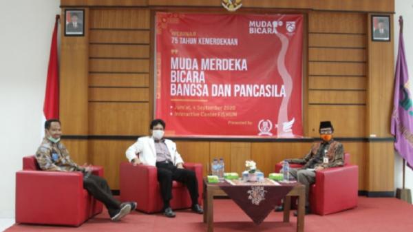 Kepala Badan Pembinaan Ideologi Pancasila (BPIP) Yudian Wahyudi menghadiri acara diskusi webinar di Yogyakarta, Jumat (4/9/2020). (Foto: Istimewa).