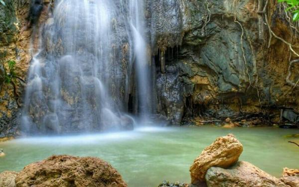 Air Terjun Tiga Tingkat (Foto: Instagram IG@abudarda27)