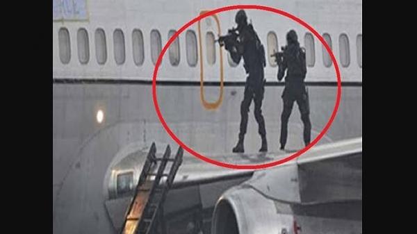 woyla Operasi pembebasan penumpang pesawat DC-9. (Foto: Sindonews/Ist).