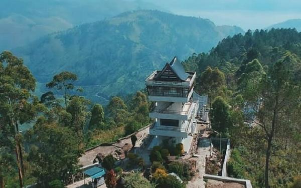 Menara Pandang Tele (Foto: Instagram IG@travelmatesiantar)