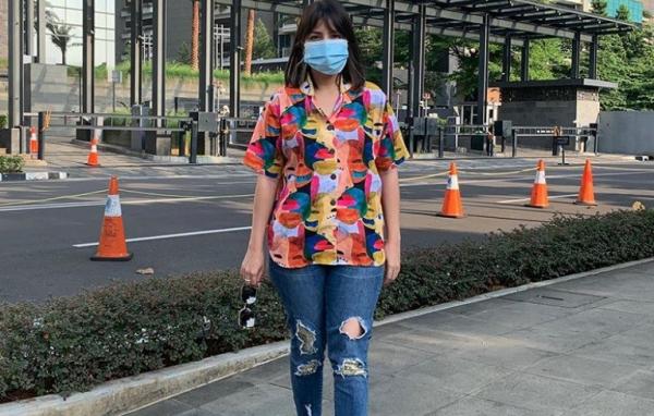 Tya Ariestya Tya Ariestya sempat hampir mengalami kecelakaan parah.