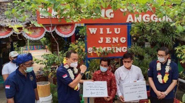 Badan Pembinaan Ideologi Pancasila (BPIP) saat mengunjungi Kampung Teras Pancasila, RW 15 Kelurahan Karang Tengah, Kecamatan Karang Tengah, Kota Tangerang, Provinsi Banten, Jumat (16/10/2020). (Foto: ist)