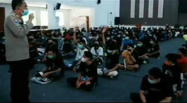 Ratusan Pendemo Tolak Omnibus Law Dipulangkan, 1 Masih Ditahan