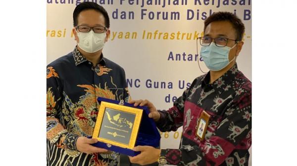 MNC Leasing dan Bank Kalsel 3