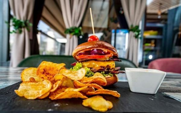 (Foto: Instagram IG@bistro3739official)