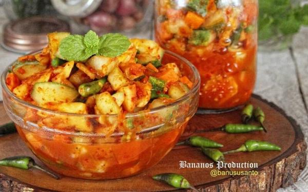 Cara Membuat Acar Merah (Foto: IG@banususanto)