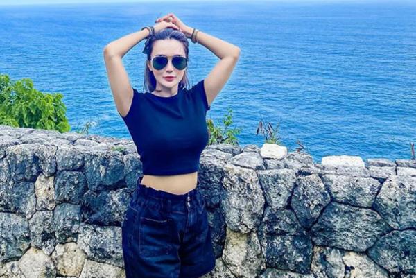 Artis pernah dekat dengan Tukul Arwana, Wika Salim. (Instagram Wika Salim)