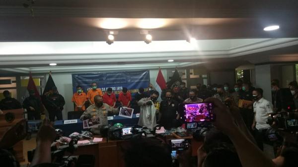 Konferensi per penangkapan begal anggota marinir (Foto: Sindo/Ari Sandita)