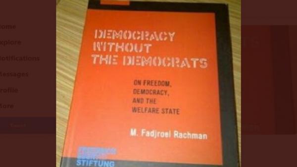 Buku karya Fadjroel Rachman. (Foto: Twitter/FR).