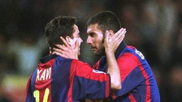 Xavi Guardiola Xavi Hernandez (kiri) dan Pep Guardiola. (Foto: Pinterest)
