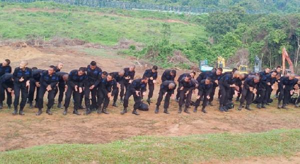 Latihan TNI di OKU Latihan TNI di OKU (Foto: iNews/Riezky)