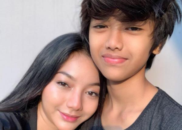 Glenca Chysara Pemeran Elsa di Ikatan Cinta Pamer Foto Bareng Adik, Netizen: Ganteng Ya Ampun