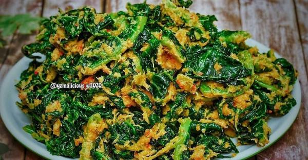 Cara Masak Urap Daun Pepaya Enak dan Tidak Pahit, Ini Triknya
