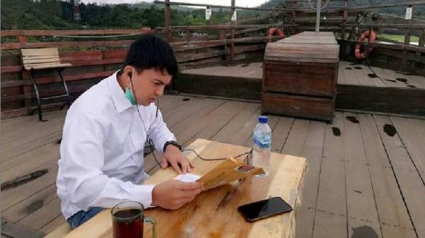 Pemaparan LHKPN ke KPU melalui zoom. (Foto: Instagram)