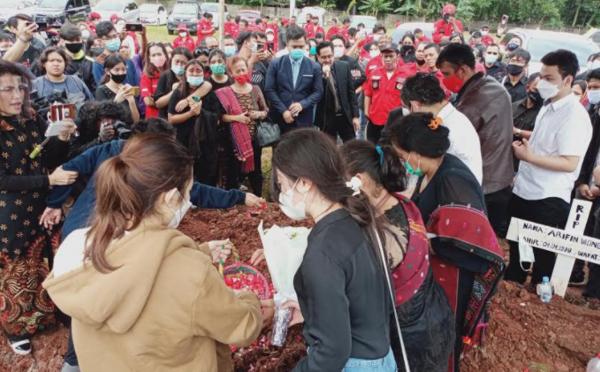 Melisha Sidabutar Dimakamkan