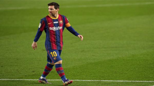 Lionel Messi Messi bikin rekor saat Barcelona hanya mampu bermain imbang 2-2 melawan Valencia pada jornada ke-14 Liga Spanyol di Camp Nou, Sabtu (19/12/2020) malam WIB. (Foto: Reuters)