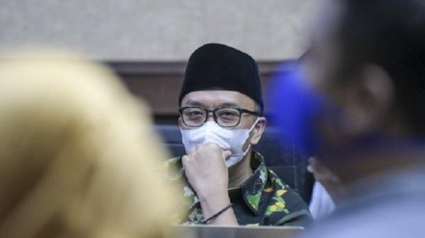 Imam Nahrawi Ant Mantan Menpora Imam Nahrawi membacakan nota pembelaan atau pleidoi dalam sidang perkara suap dana hibah Kemenpora ke KONI, Jumat (19/6/2020). (Foto: Antara/Nova Wahyudi).
