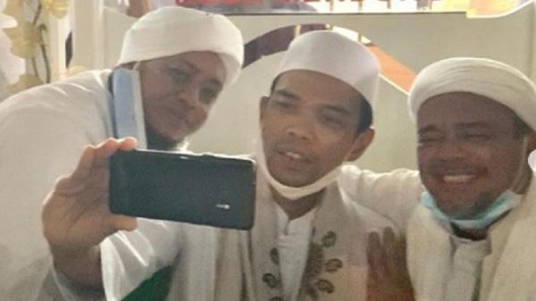 Ustaz Somad Dan Habib Rizieq 2 Instagram Ustaz Abdul Somad foto bersama Habib Rizieq Shihab. (Foto: Instagram).