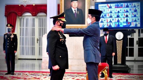 listyo sigit setkab 2 Kapolri Jenderal Pol Listyo Sigit dilantik Presiden Jokowi. (Foto: Setkab).