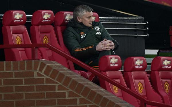 Pelatih Manchester United (MU) Ole Gunnar Solskjaer bikin tiga kesalahan yang membuat timnya dipermalukan Sheffield United 1-2, Kamis (28/1/2021) dini hari WIB. (Foto: Reuters)