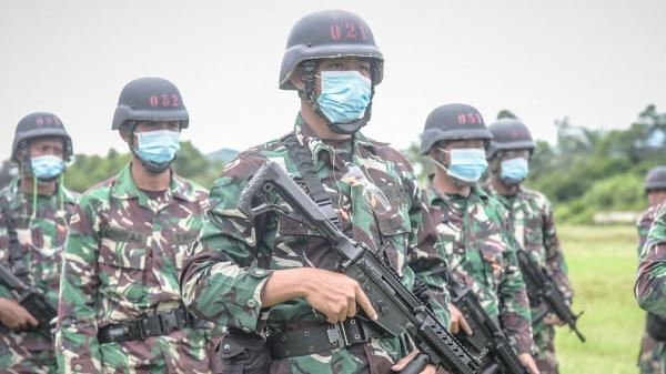 Detasemen Kawal Khusus Kementerian Pertahanan RI latihan tembak di Pusat Pendidikan dan Latihan Kopassus, Batujajar. (Foto: Istimewa/PT Pindad)