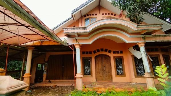 Salah satu rumah warga di Blok Tarikolot. (Foto/MPI/Inin Nastain)