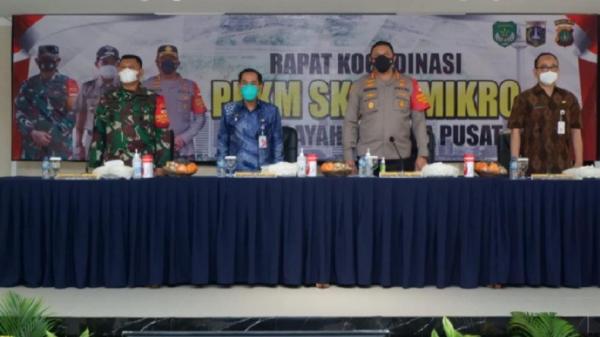Kepala BKKBN Hasto Wardoyo dengan Menag Yaqut Cholil Qoumas (Foto: Sindo)