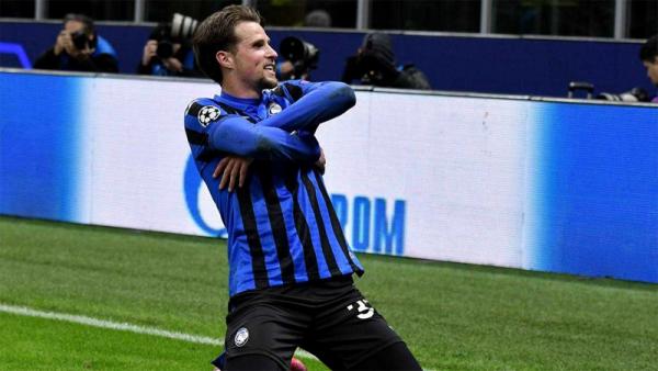 Hans Hateboer Bek kanan Atalanta Hans Hateboer. (Foto: 11contro11)