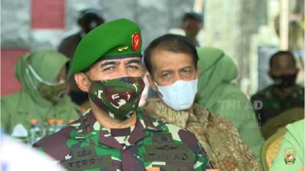 Dansecapa AD Mayjen TNI Ferry Zein.